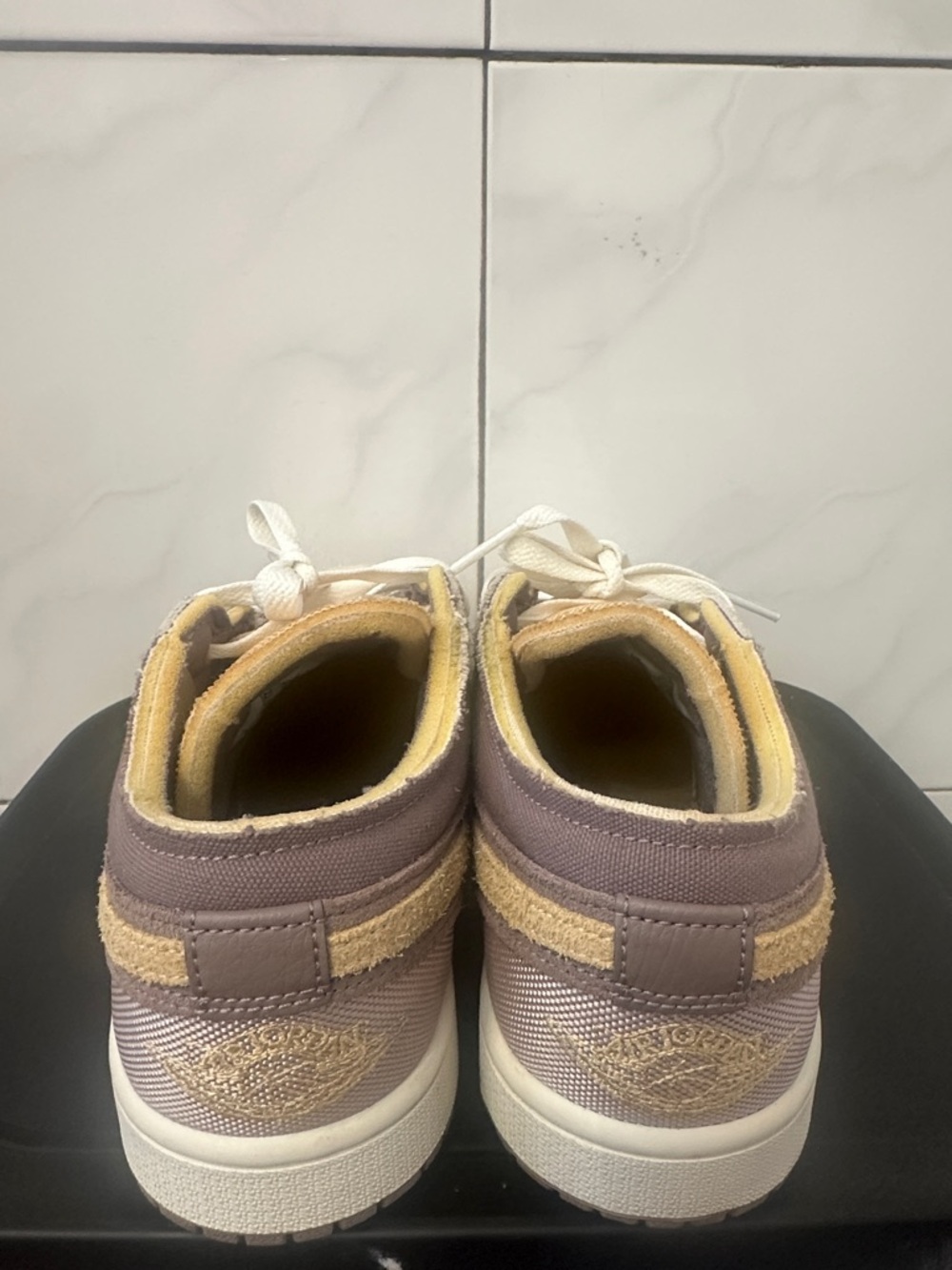 Men's Jordan 1 Low SE Craft sneakers - Picture 4 of 14